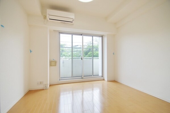 エスティメゾン登戸の物件内観写真